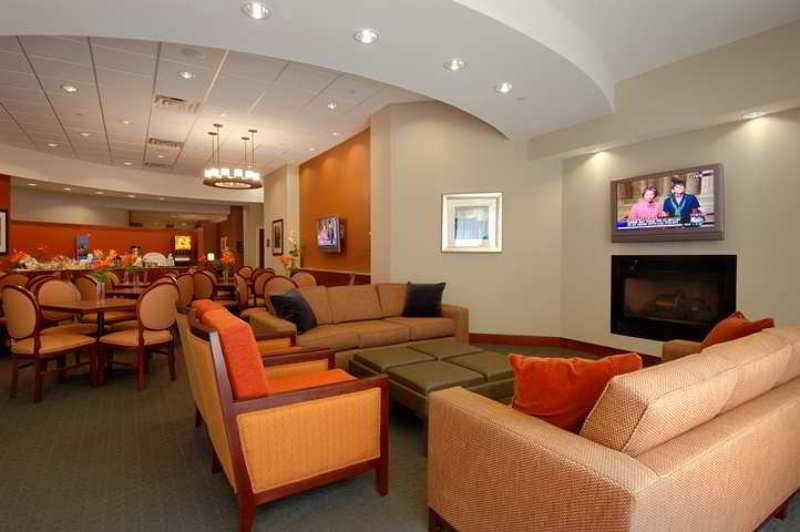 Hampton Inn & Suites Milwaukee Downtown Exterior foto