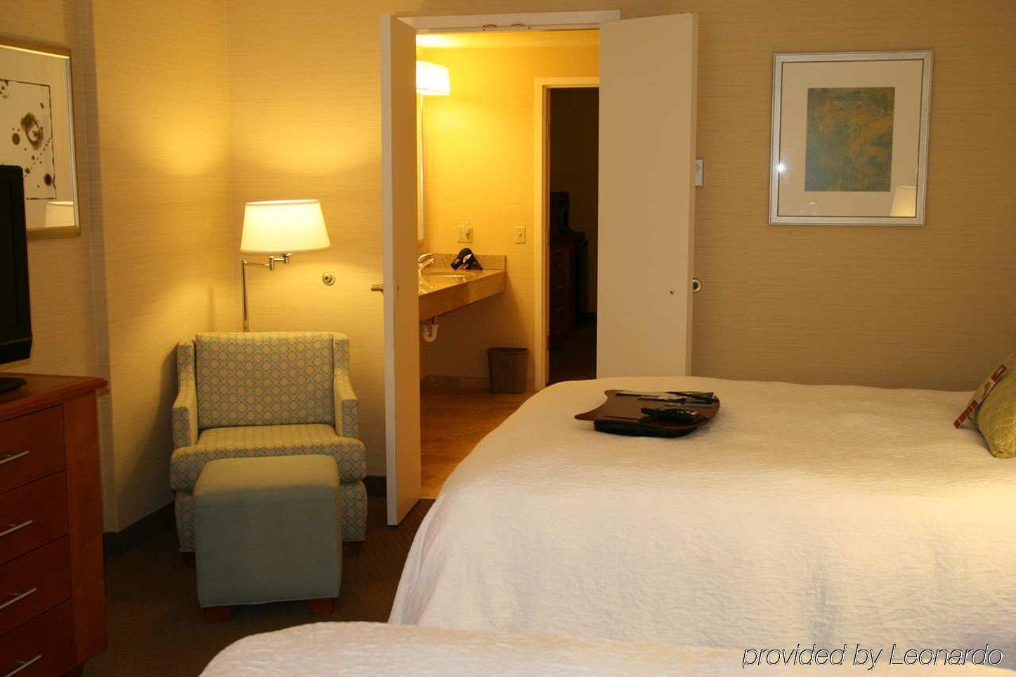 Hampton Inn & Suites Milwaukee Downtown Zimmer foto